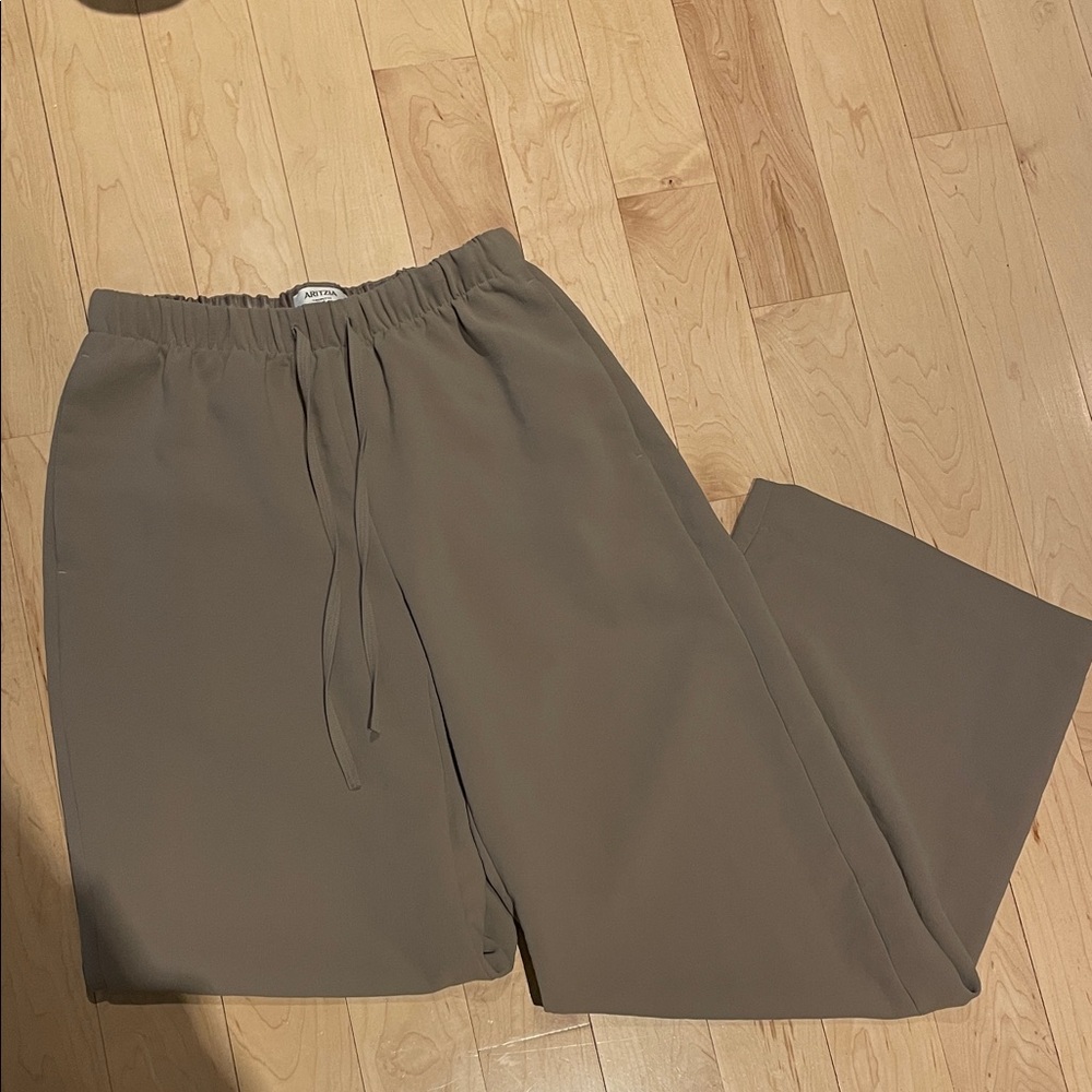 Aritzia The Lodge Pant
